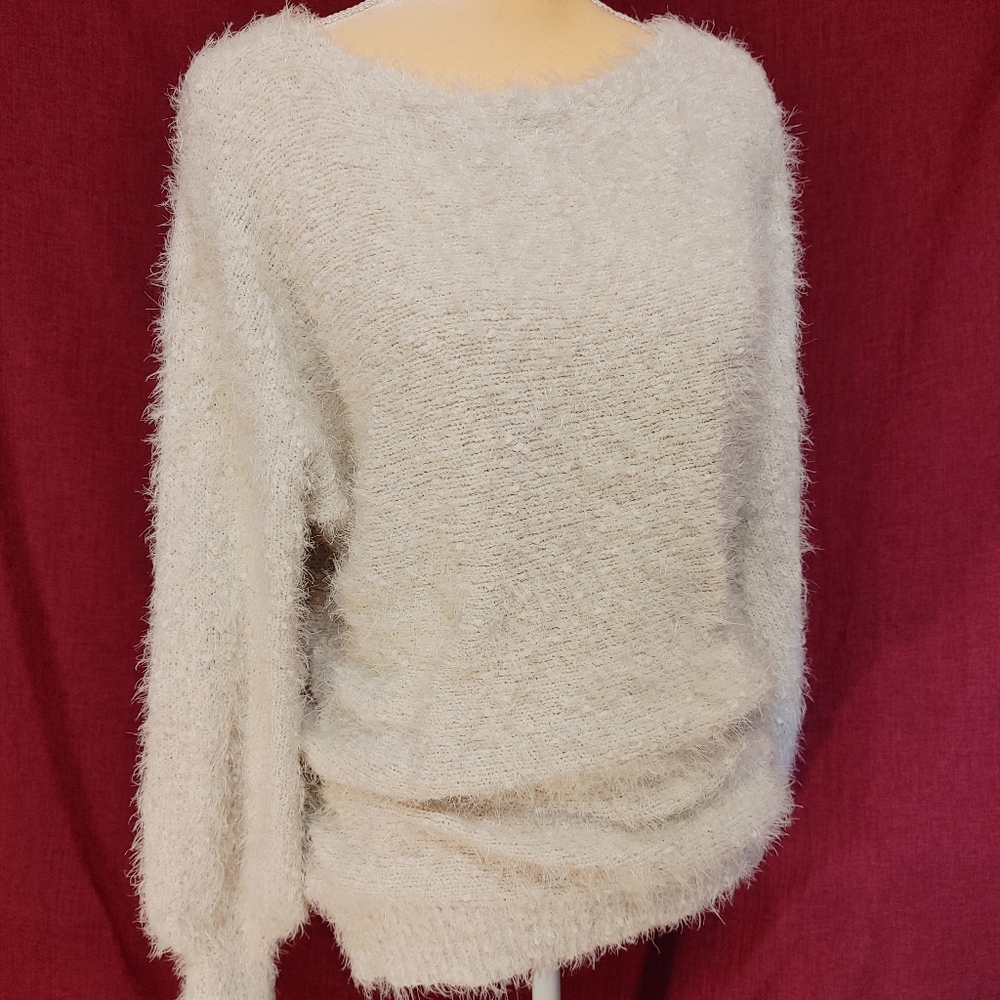 Cotton acrylic white sweater sz L